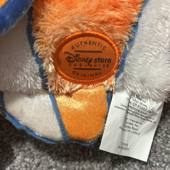 Finding Nemo Stuffed Animal - Picture 4 of 4